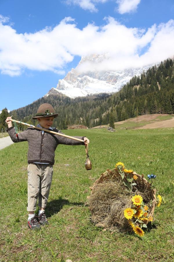 Hotel Garni Suisse San Martino Di Castrozza Eksteriør bilde