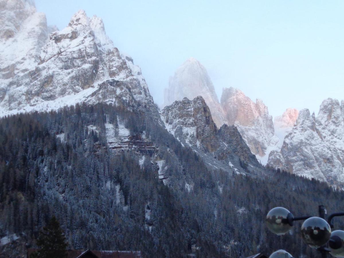 Hotel Garni Suisse San Martino Di Castrozza Eksteriør bilde