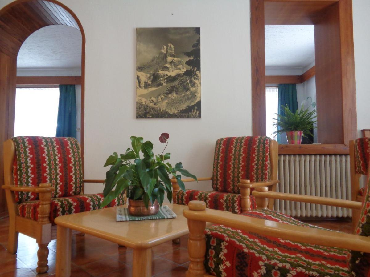 Hotel Garni Suisse San Martino Di Castrozza Eksteriør bilde