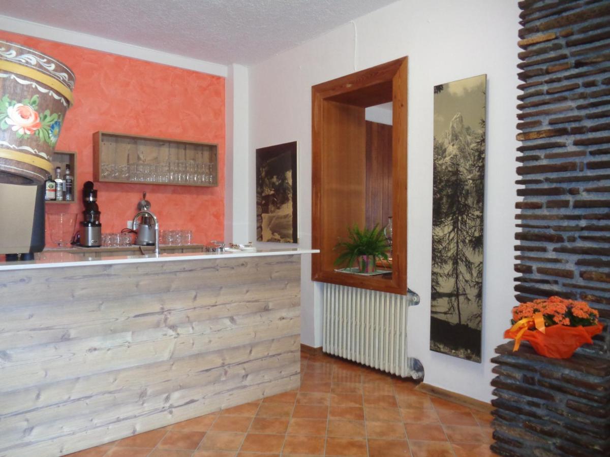 Hotel Garni Suisse San Martino Di Castrozza Eksteriør bilde