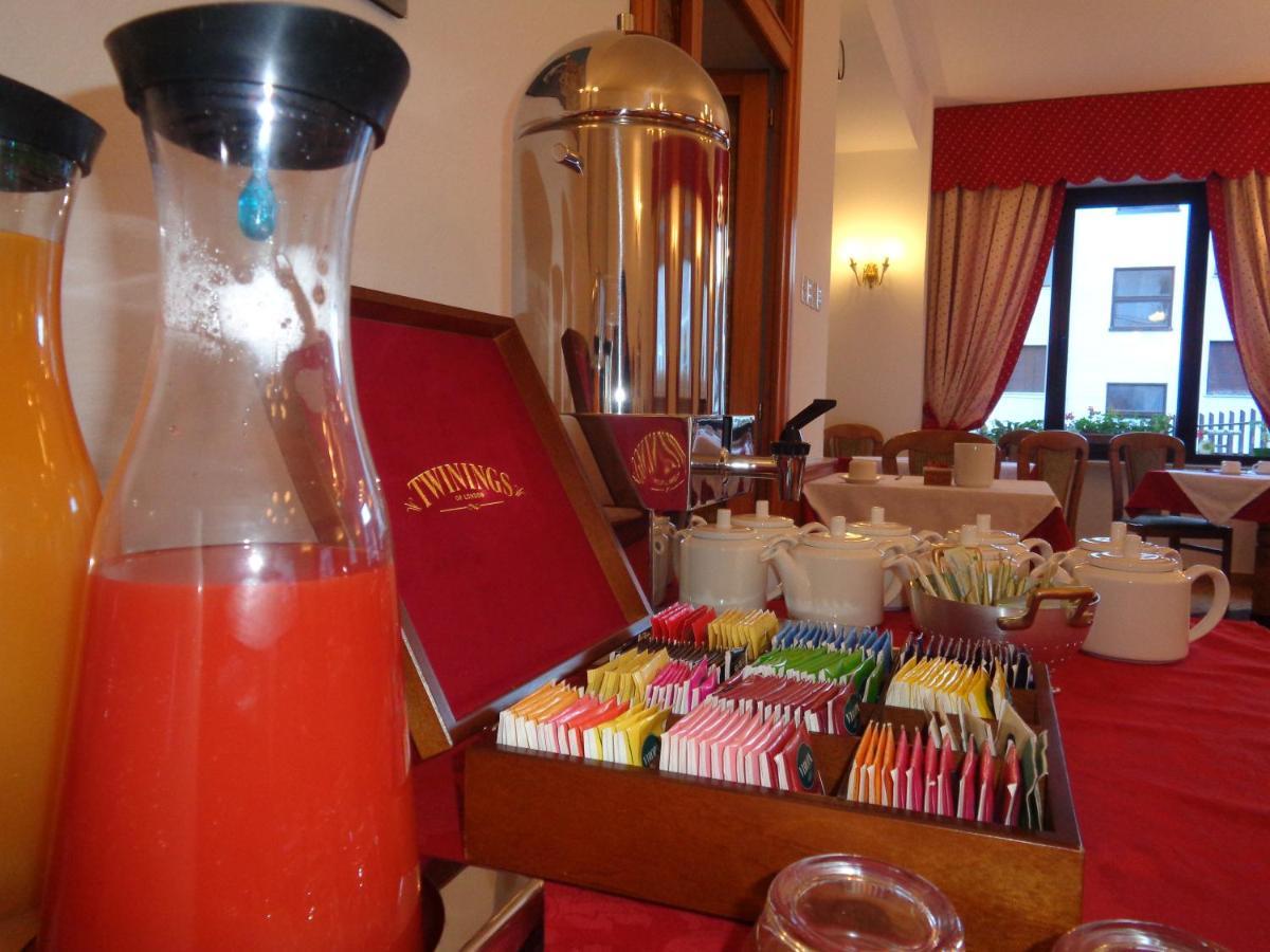 Hotel Garni Suisse San Martino Di Castrozza Eksteriør bilde